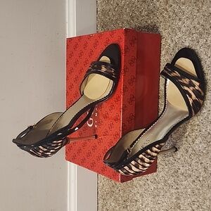 Guess by Marciano brown leopard heels size 8 1/2 M